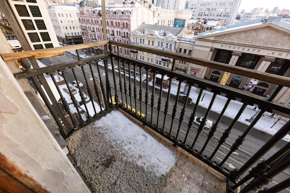 911 Apartments Antonovichа 基輔 外观 照片